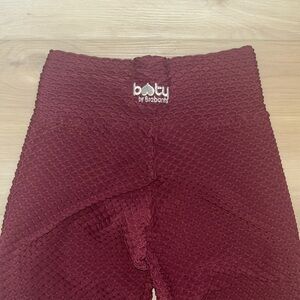 Burgundy Booty by Brabants CROCO leggings